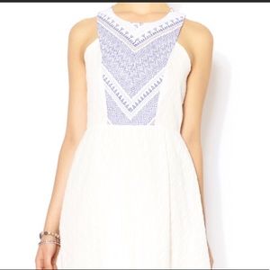 🏝🍉Flying Tomato White Embroidered Summer Dress